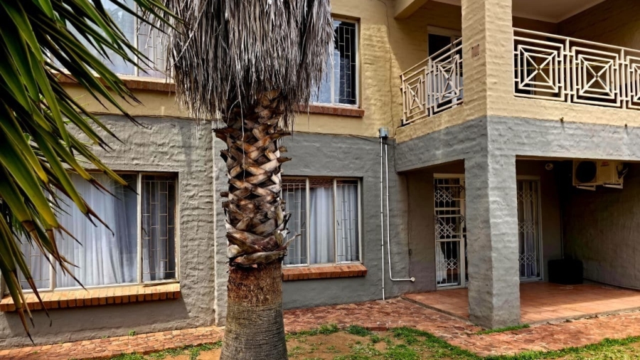 3 Bedroom Property for Sale in Rustenburg Central North West